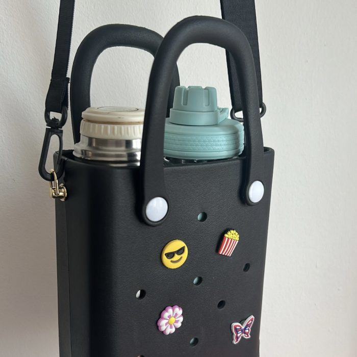 Bolso goma croc c/ pins regalo negra