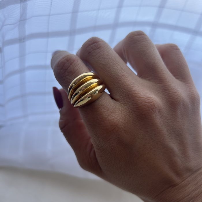 Anillo inflado 3 filas ajustable acero dorado