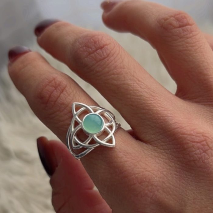 Anillo nudo de bruja con piedra aguamarina T19-20